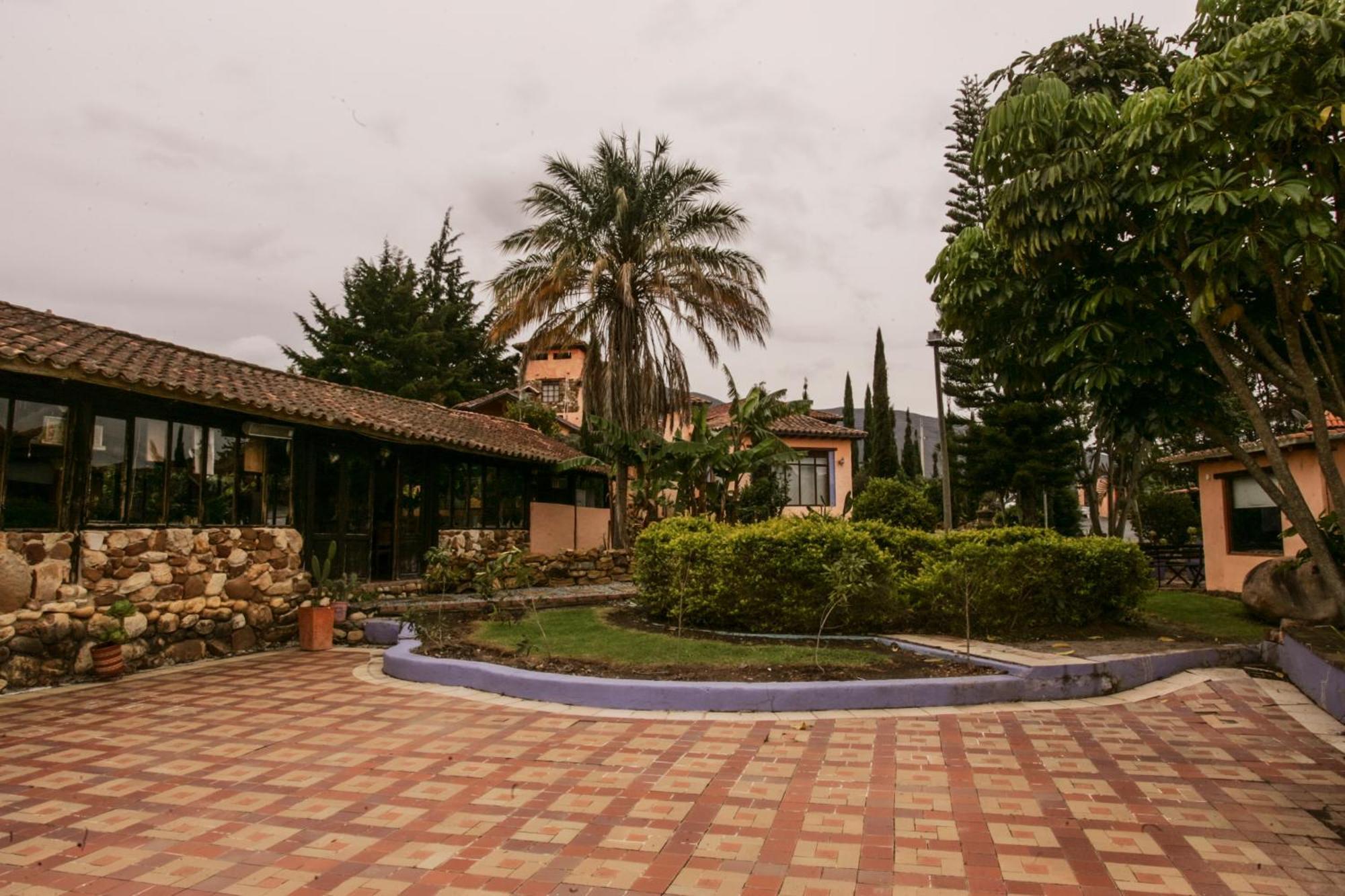 莱瓦镇 Hacienda Flamingo旅馆 外观 照片